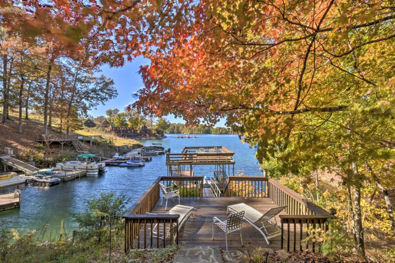 Lake Keowee Escape With Dock, Deck And Lake Access! Six Mile Exterior photo